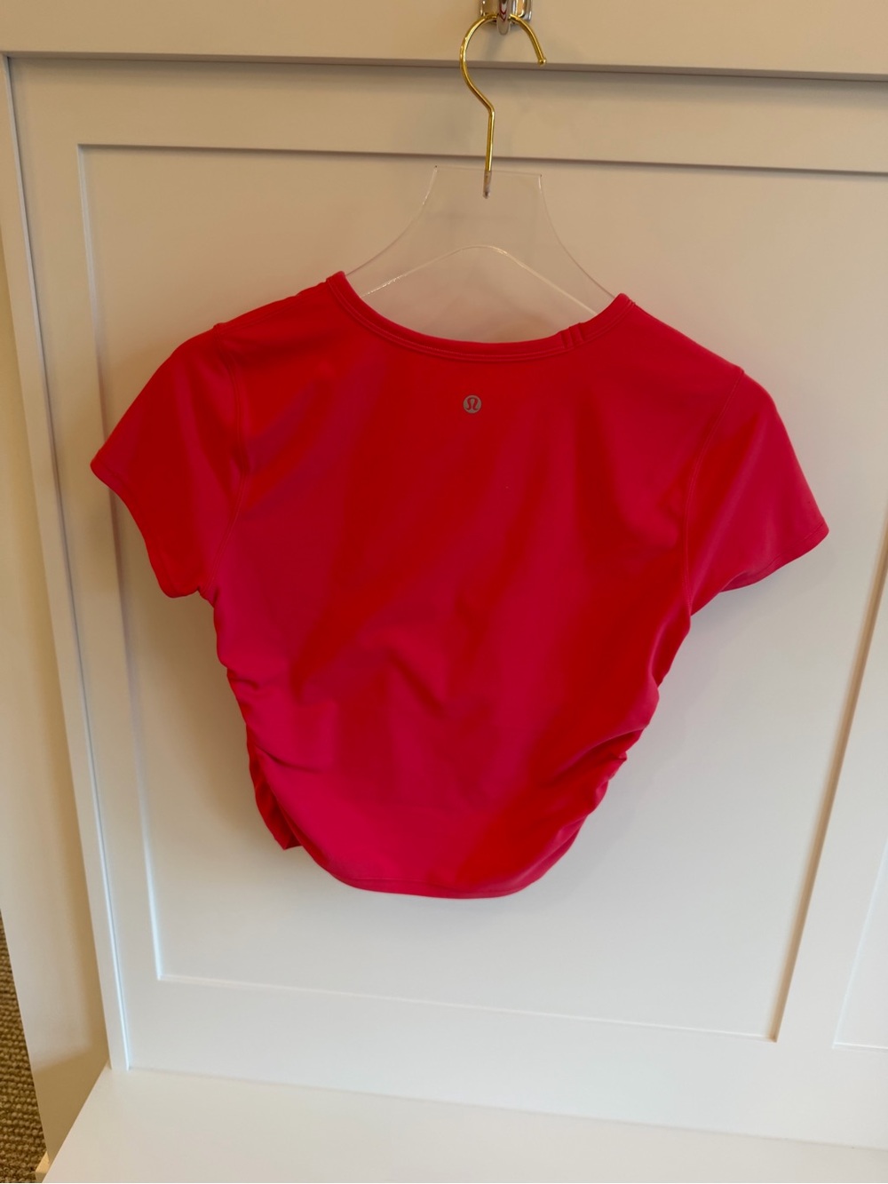 lululemon athletica Hot Pink Short Sleeve Athletic Top - Picture 2 of 2